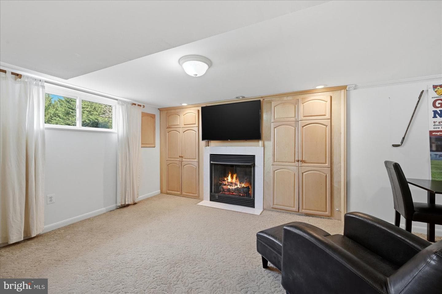 6020 Amherst Avenue photo 31