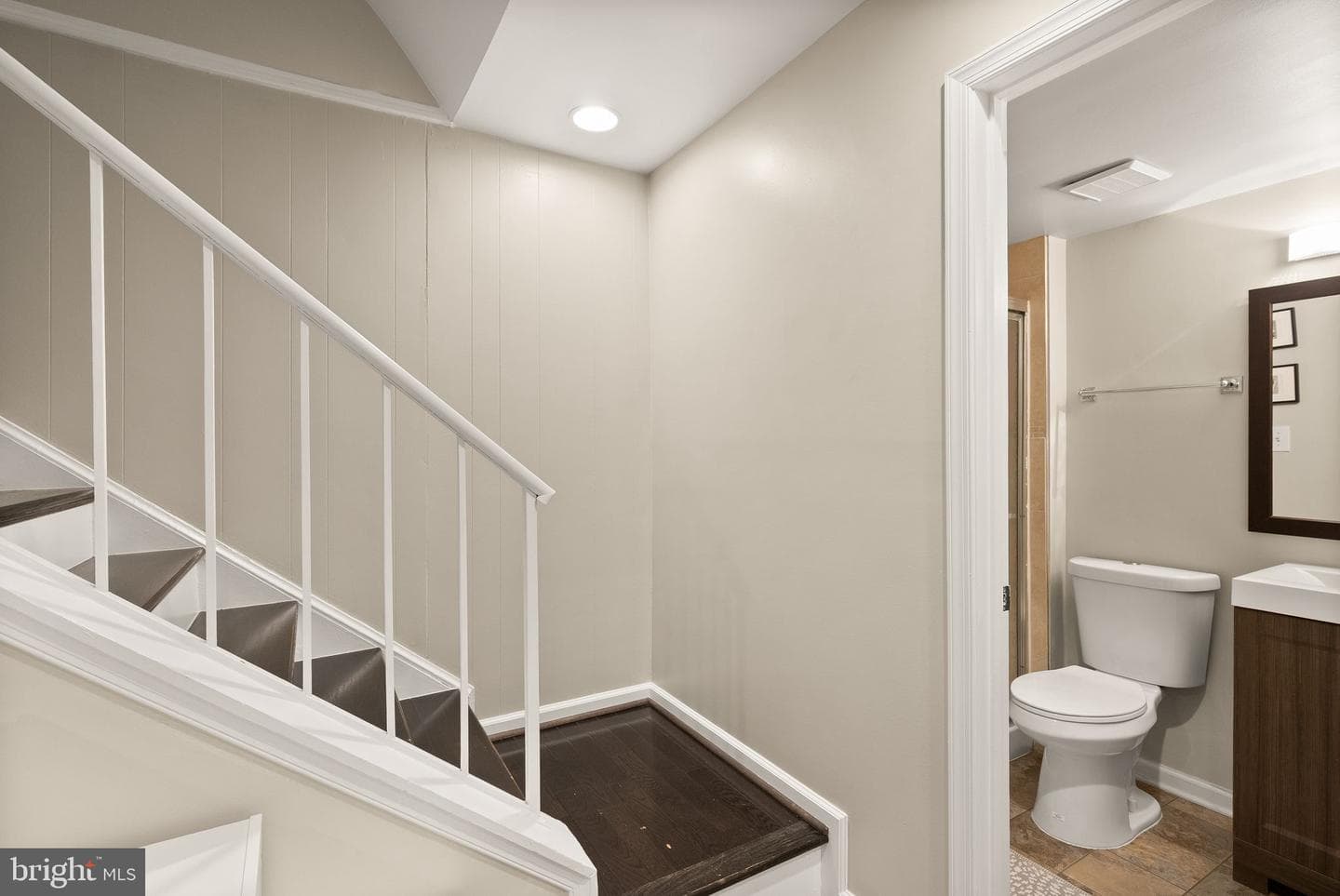 9660 Masterworks Drive photo 36