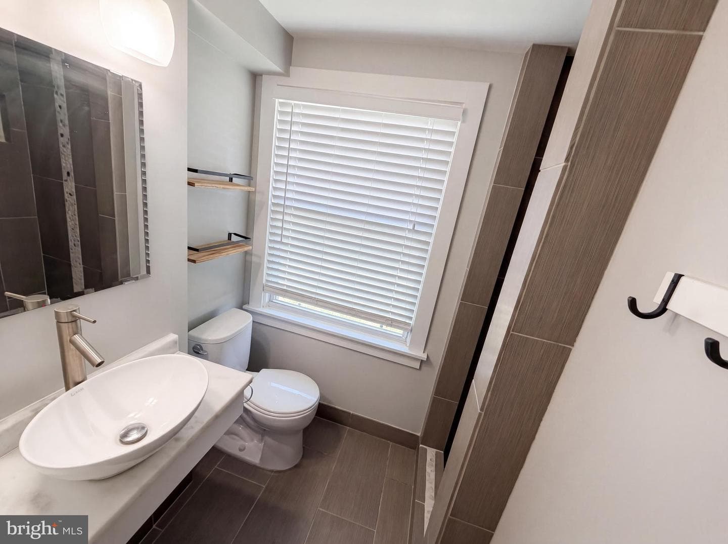 6515 Carriage Drive photo 14