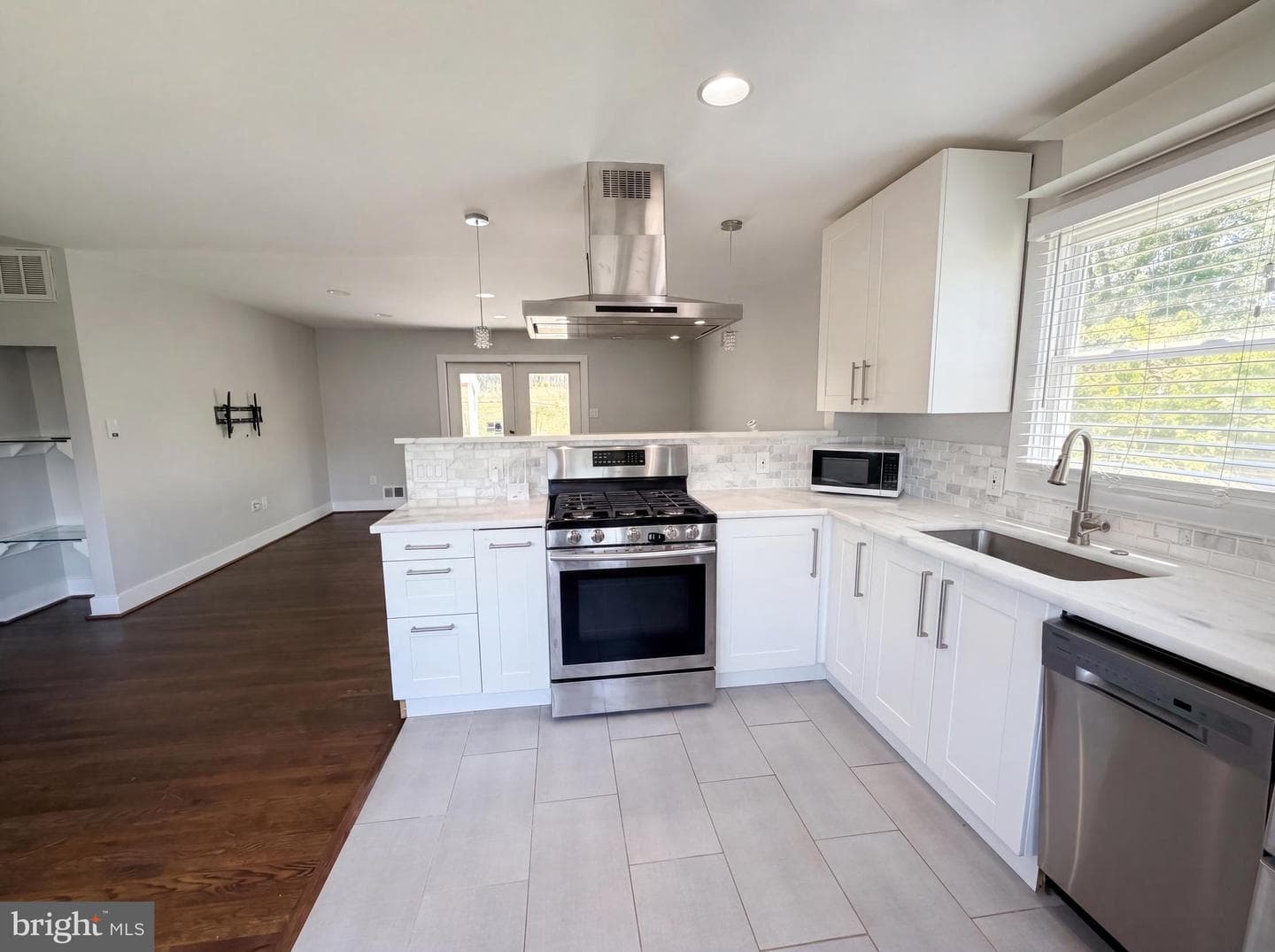 6515 Carriage Drive photo 31