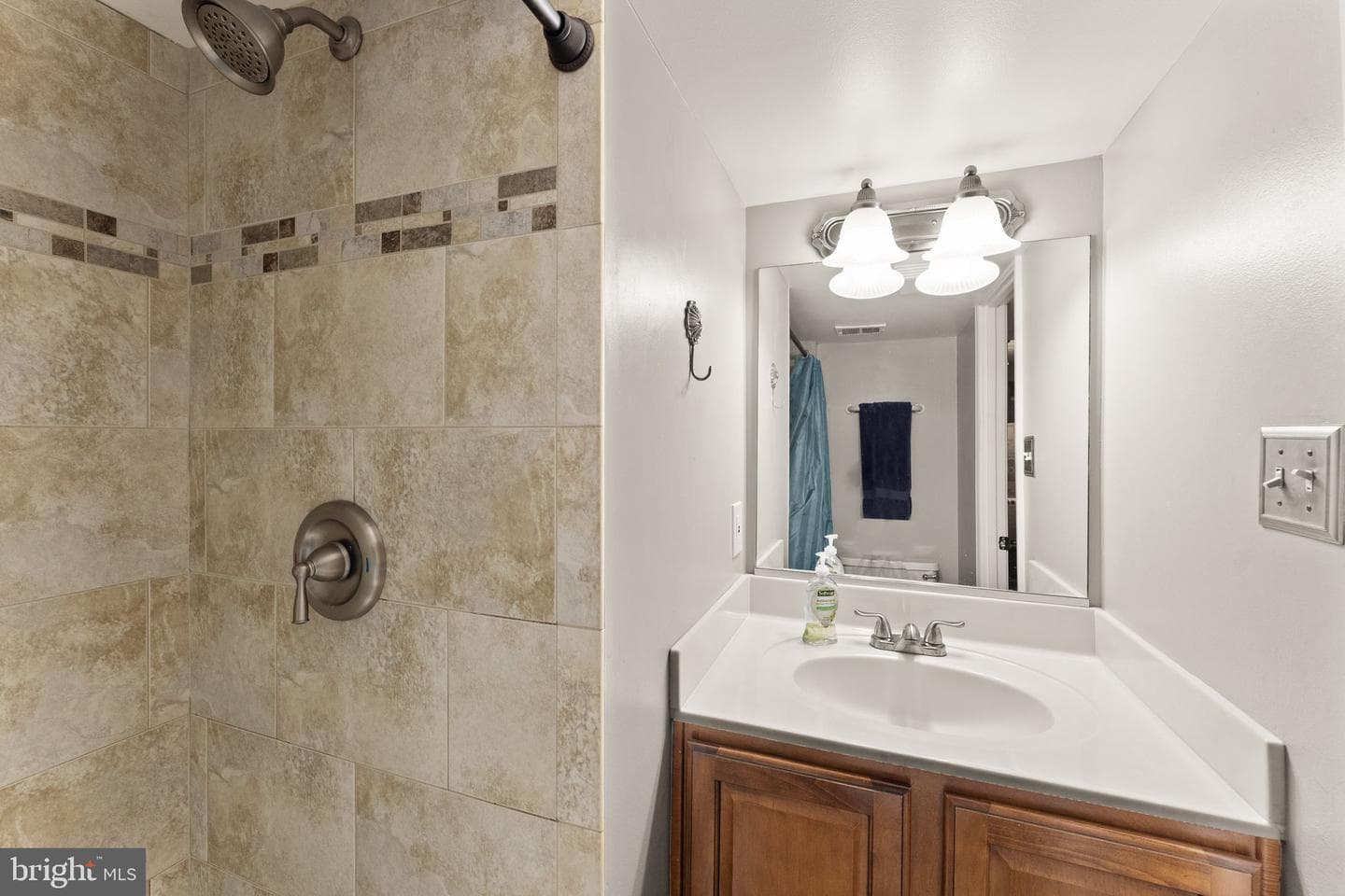 7719 Durer Court photo 31
