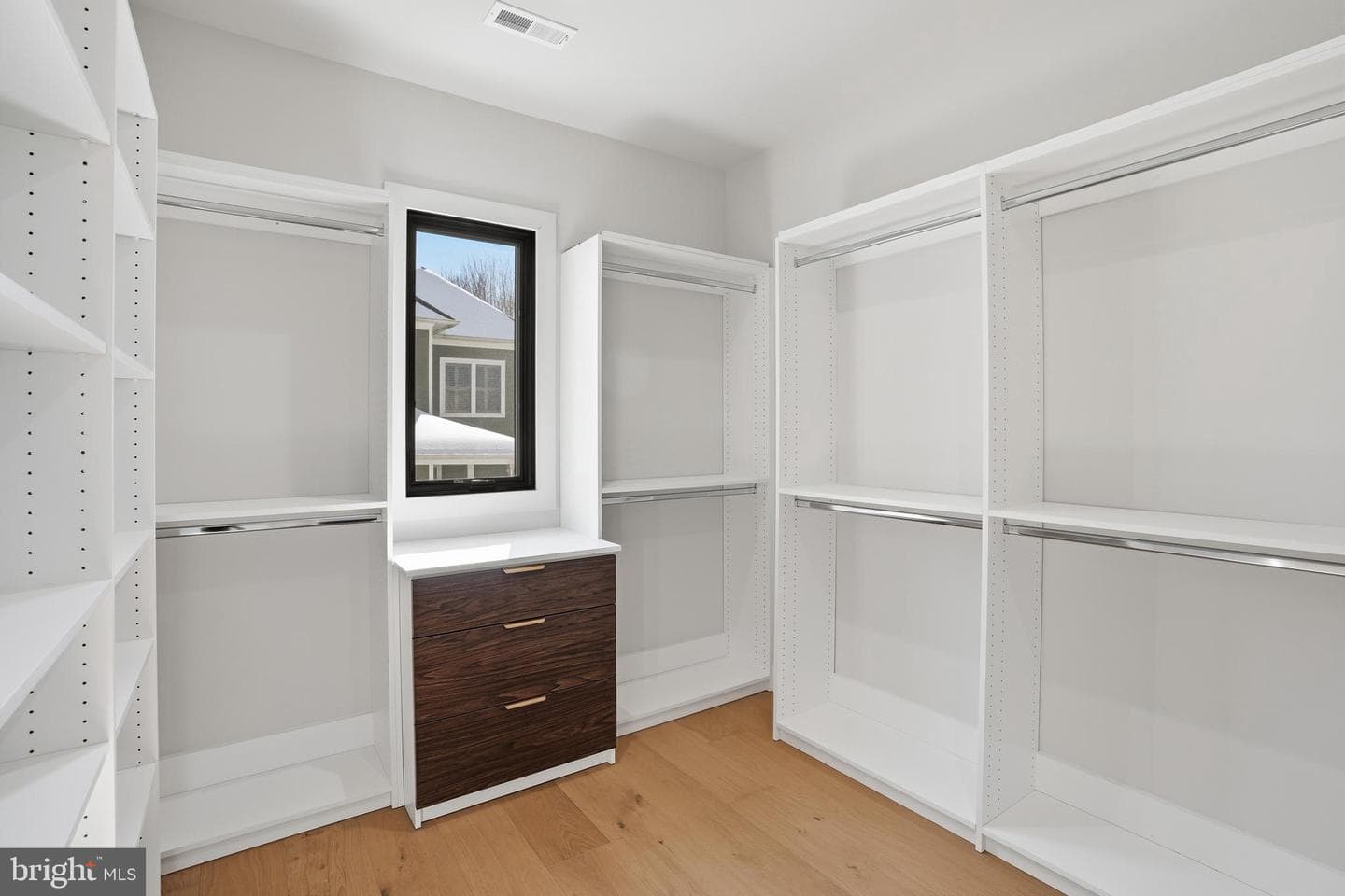 2107 Greenwich Street photo 41