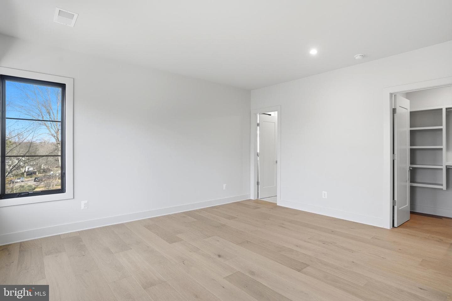 2107 Greenwich Street photo 52