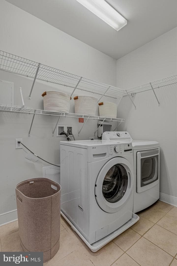2905 Bleeker Street #4-404 photo 22