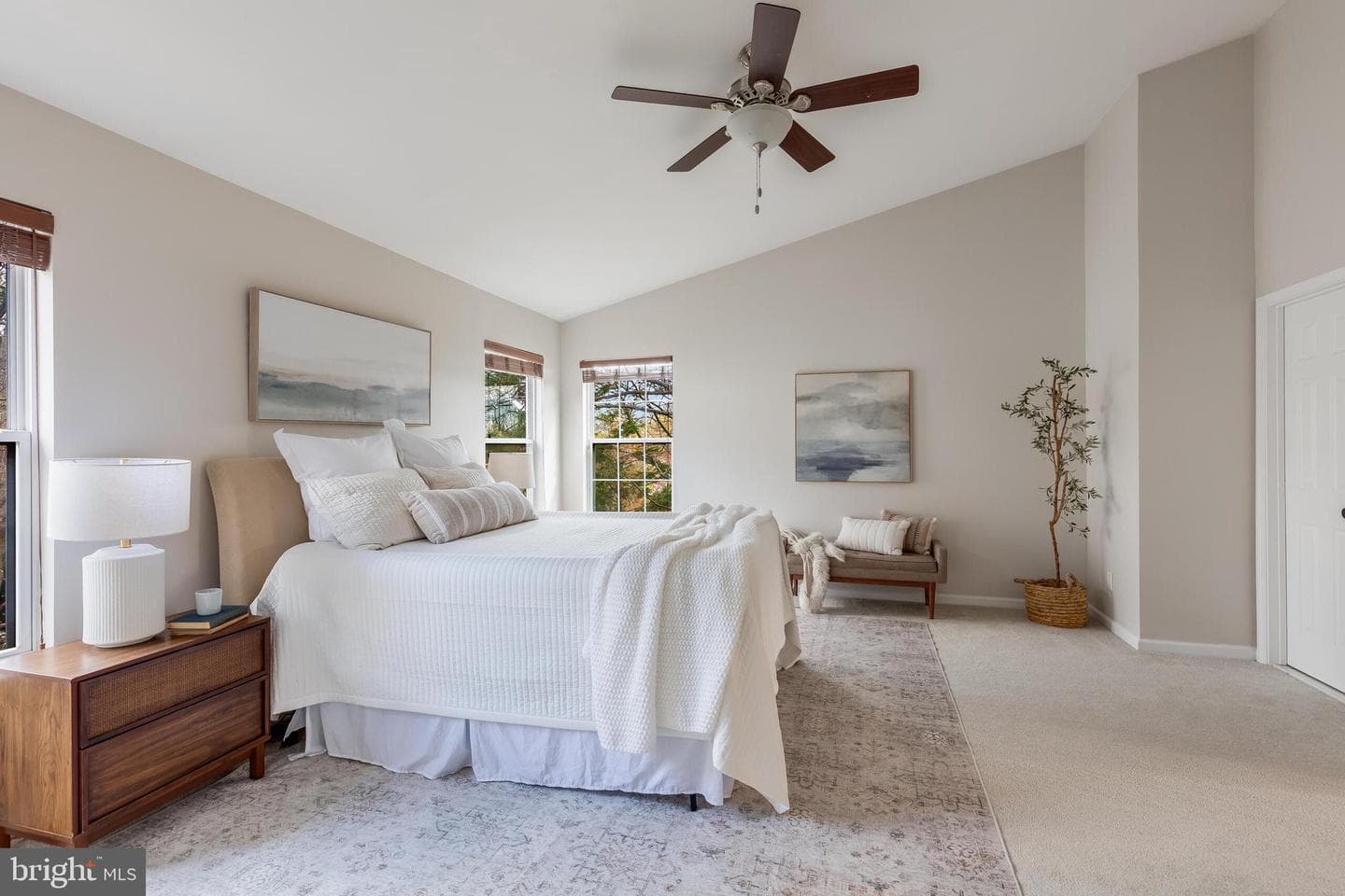 2526 James Monroe Circle photo 17