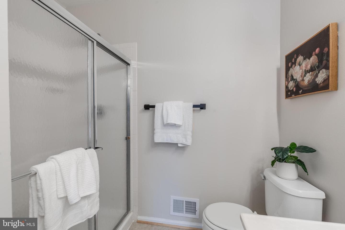 2526 James Monroe Circle photo 20