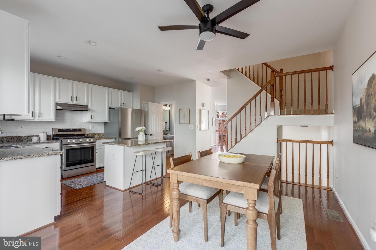2526 James Monroe Circle photo 7