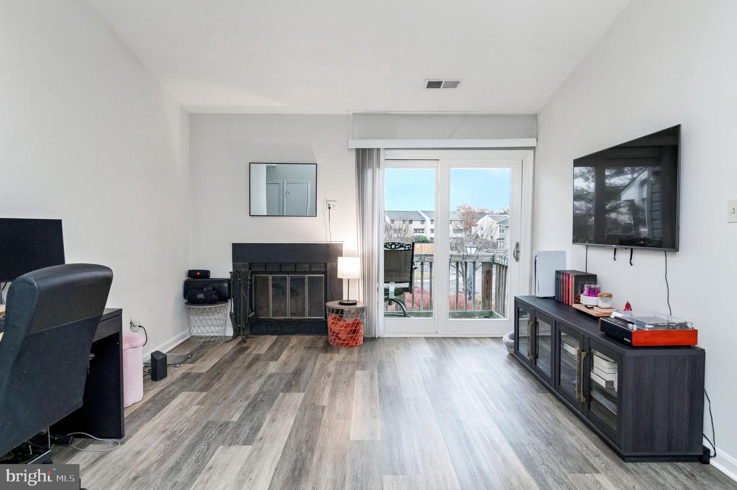 8610 Beekman Place #10d photo 5