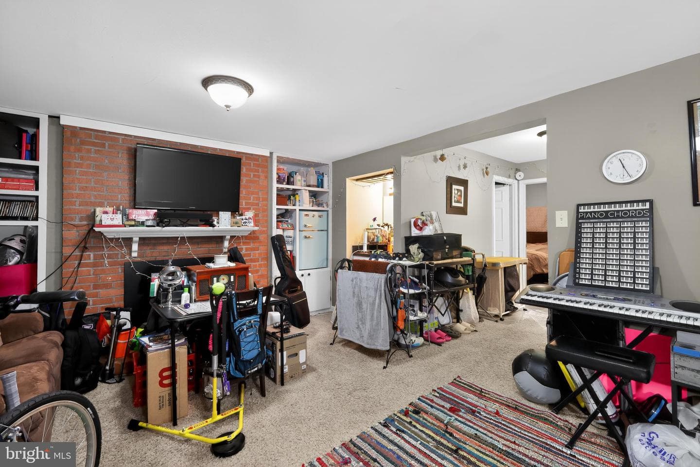 5868 Langton Drive photo 12