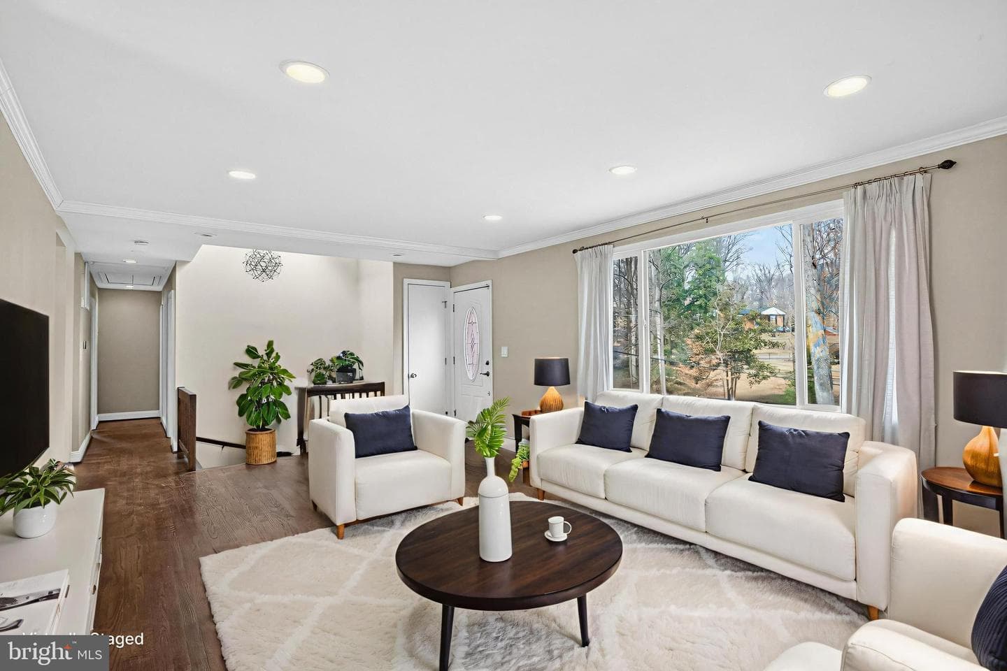 6351 Montrose Street photo 17