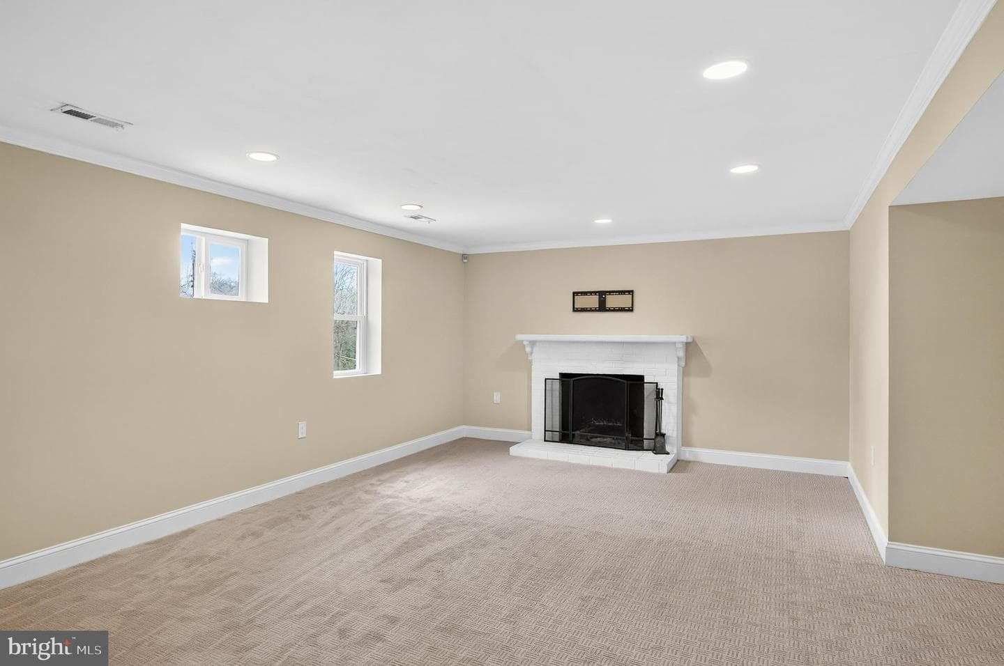 6351 Montrose Street photo 49