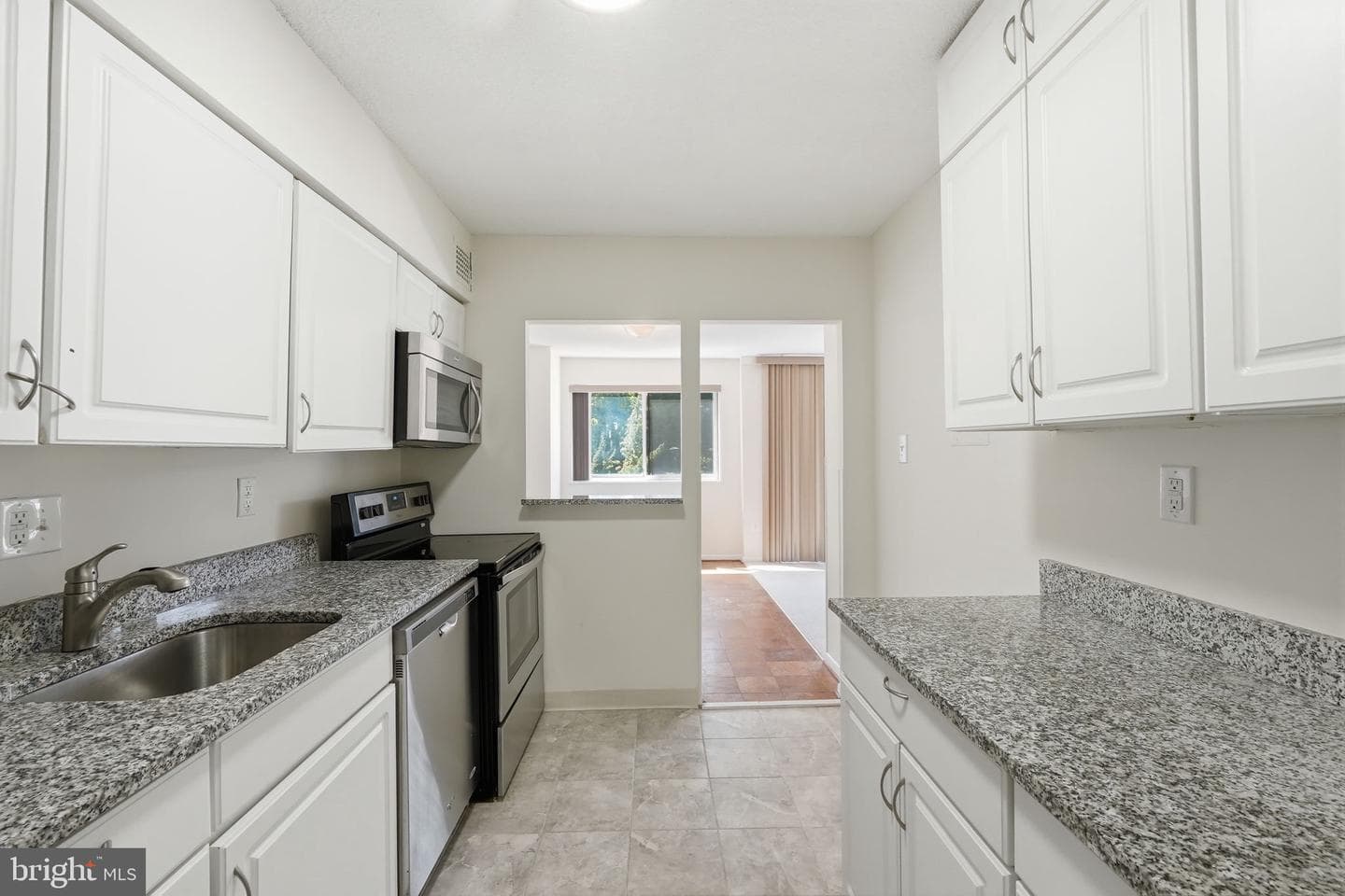 2059 Huntington Avenue #114 photo 9
