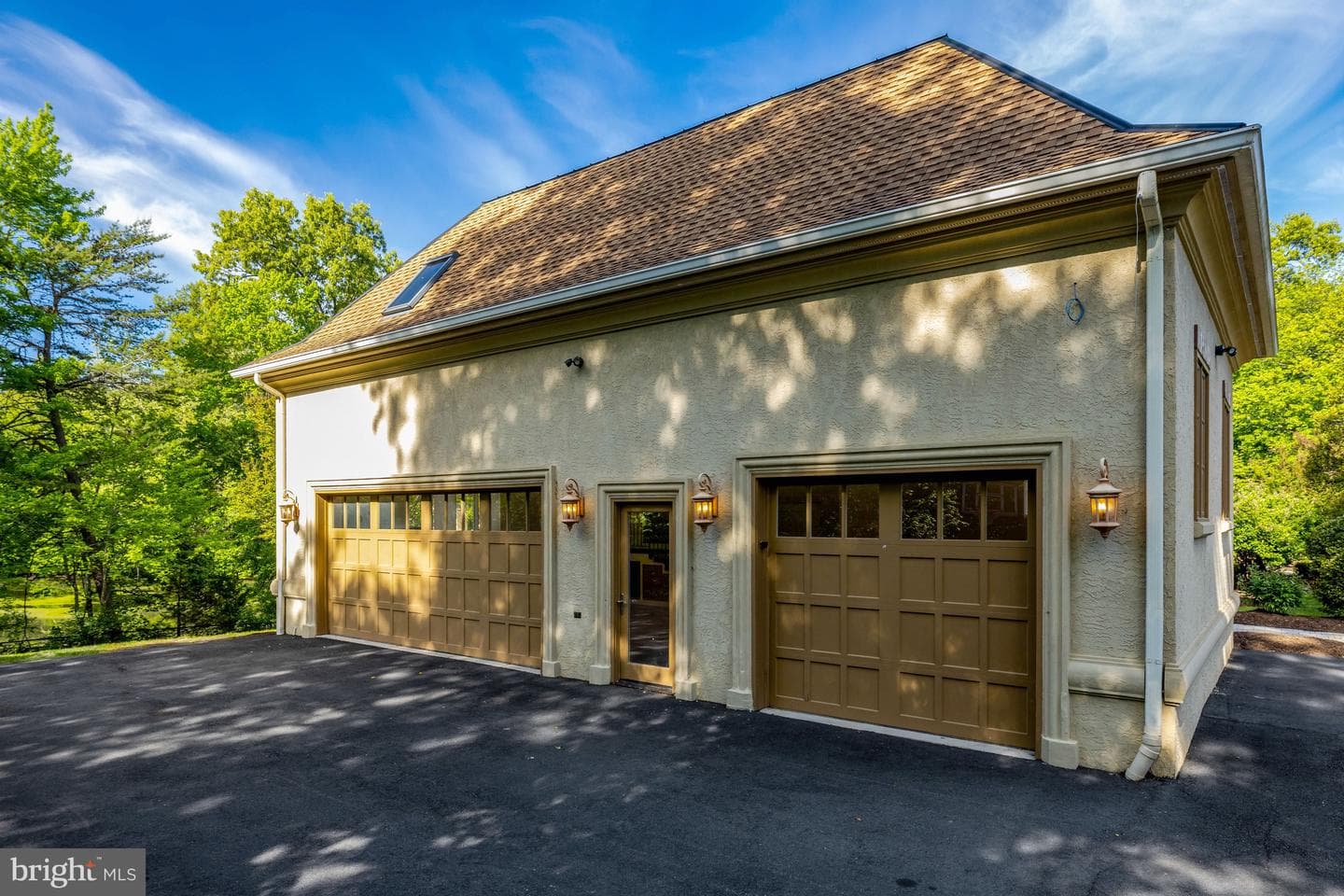 608 Kentland Drive photo 95