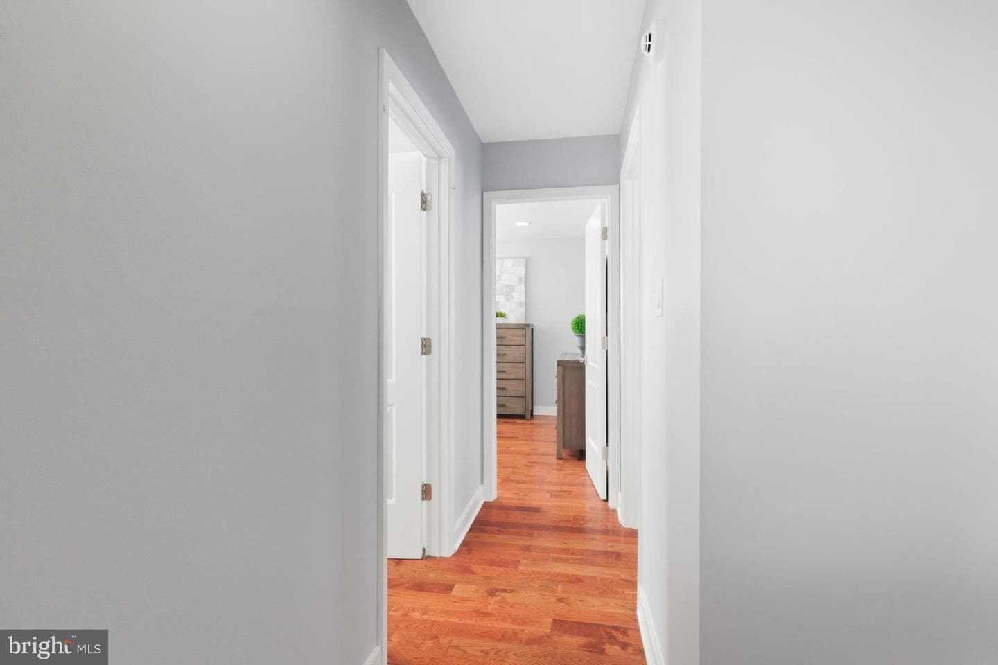 6728 Hopewell Avenue photo 27
