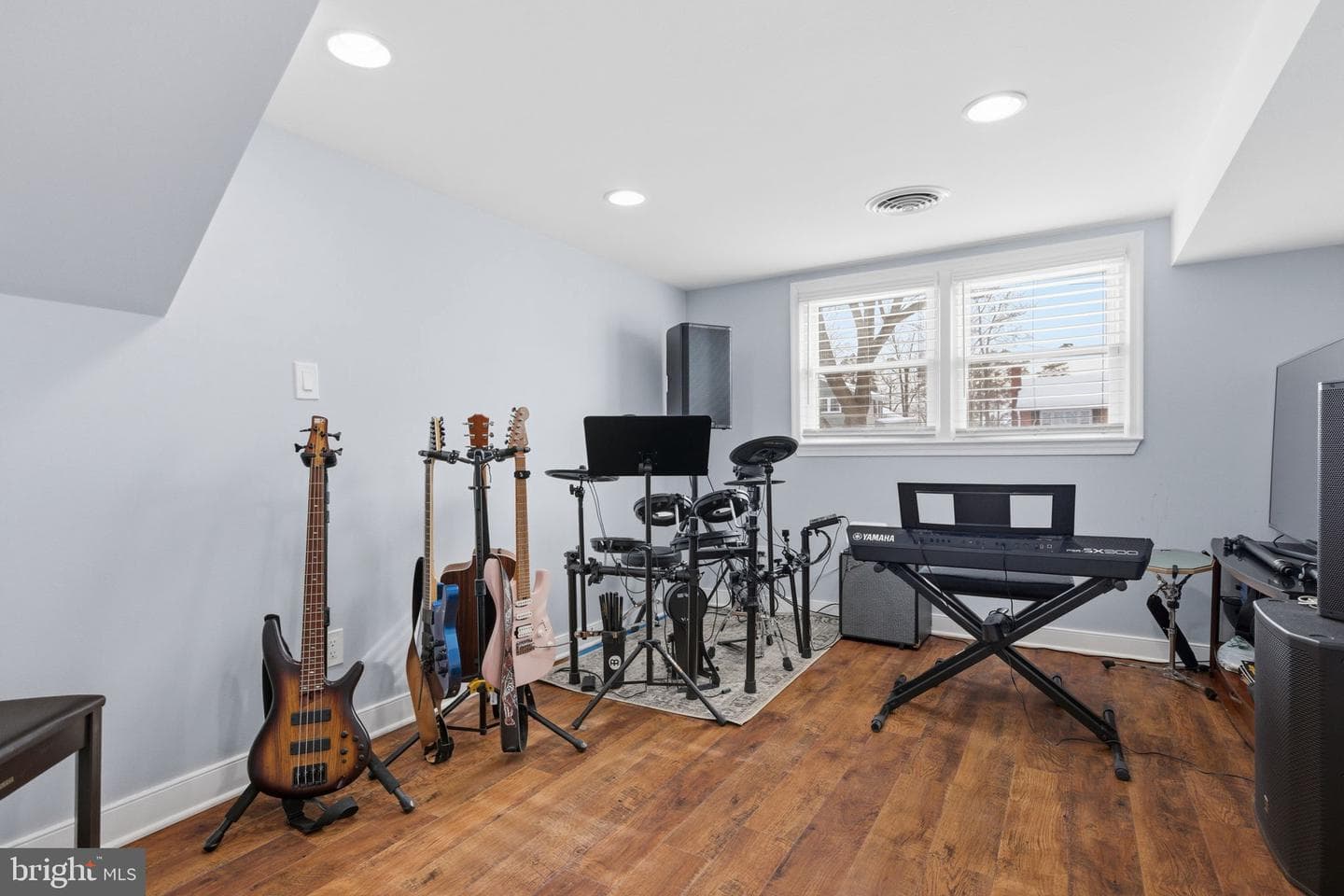 6728 Hopewell Avenue photo 35