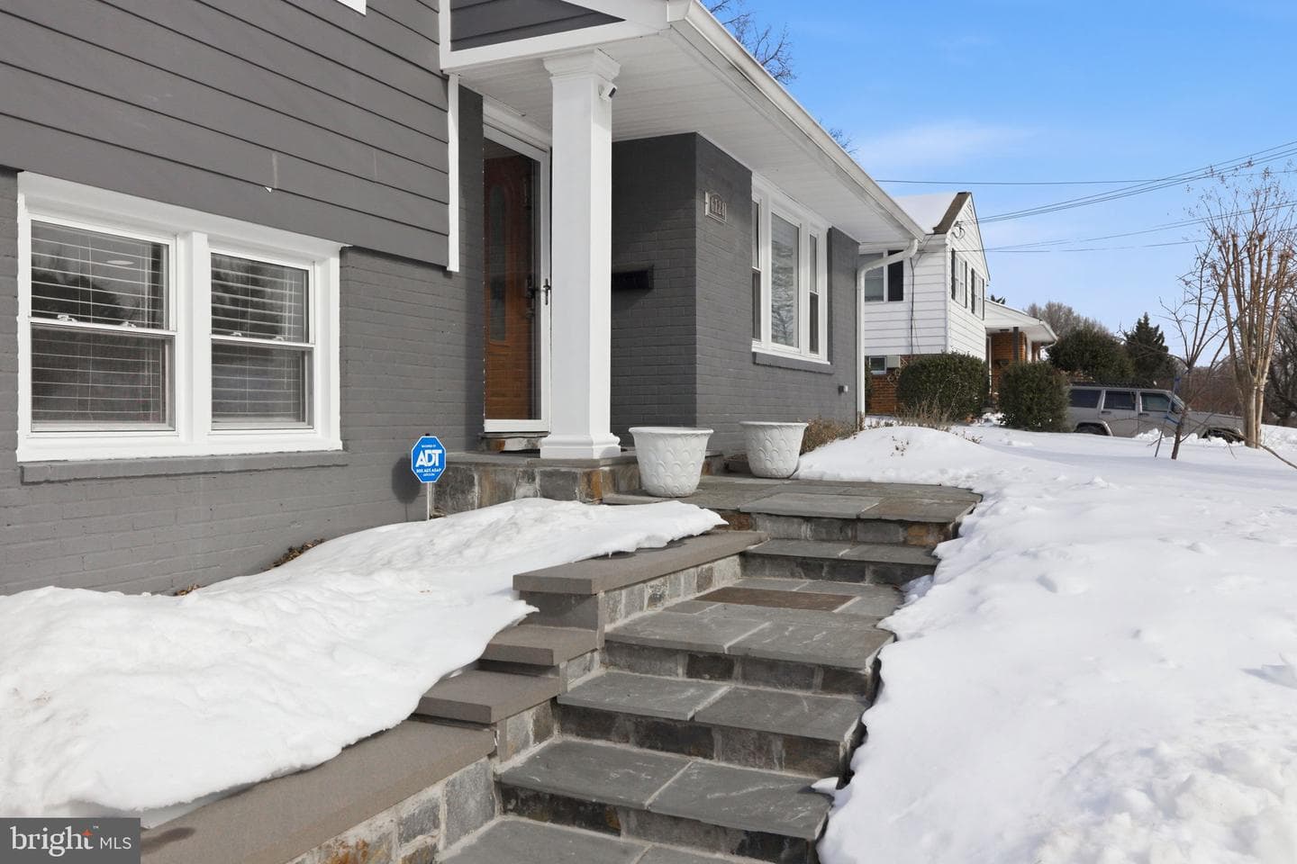 6728 Hopewell Avenue photo 4