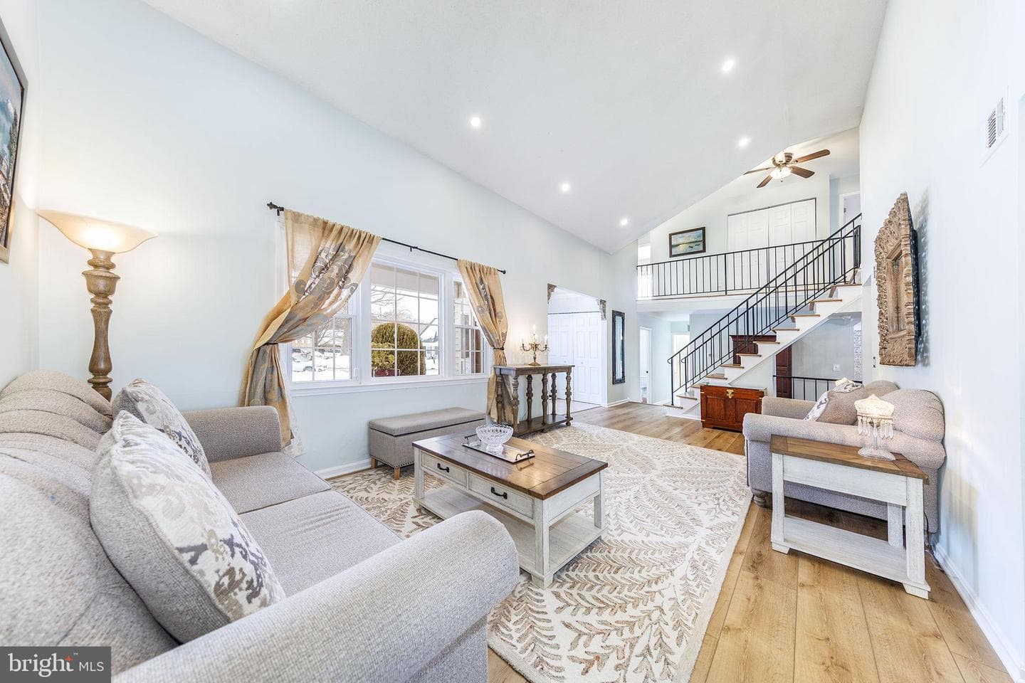 2104 Maleady Drive photo 6