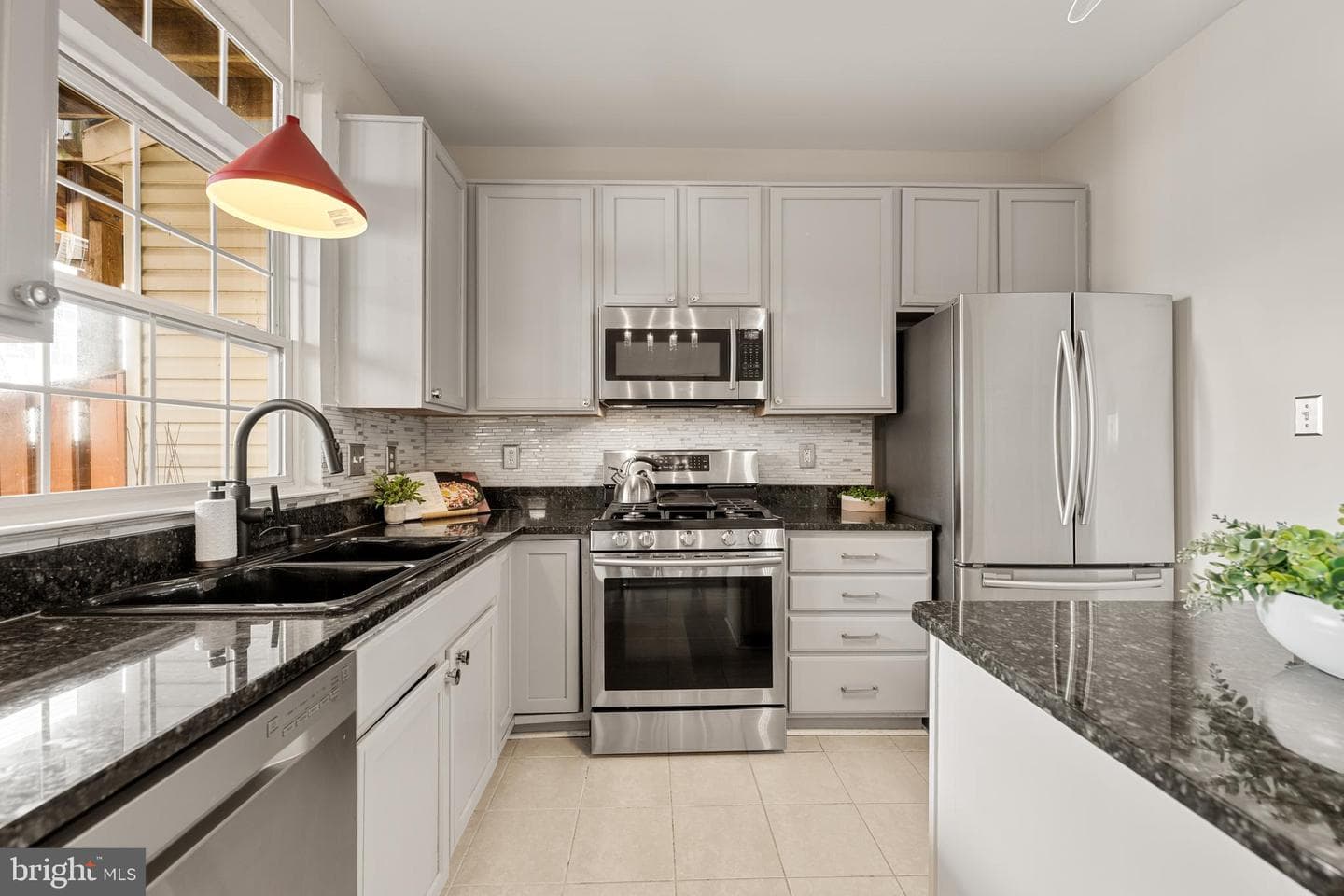 8346 Hunter Murphy Circle photo 4