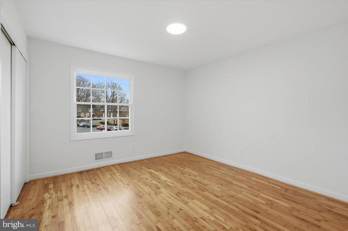 8141 Kingsway Ct # 289 photo 15