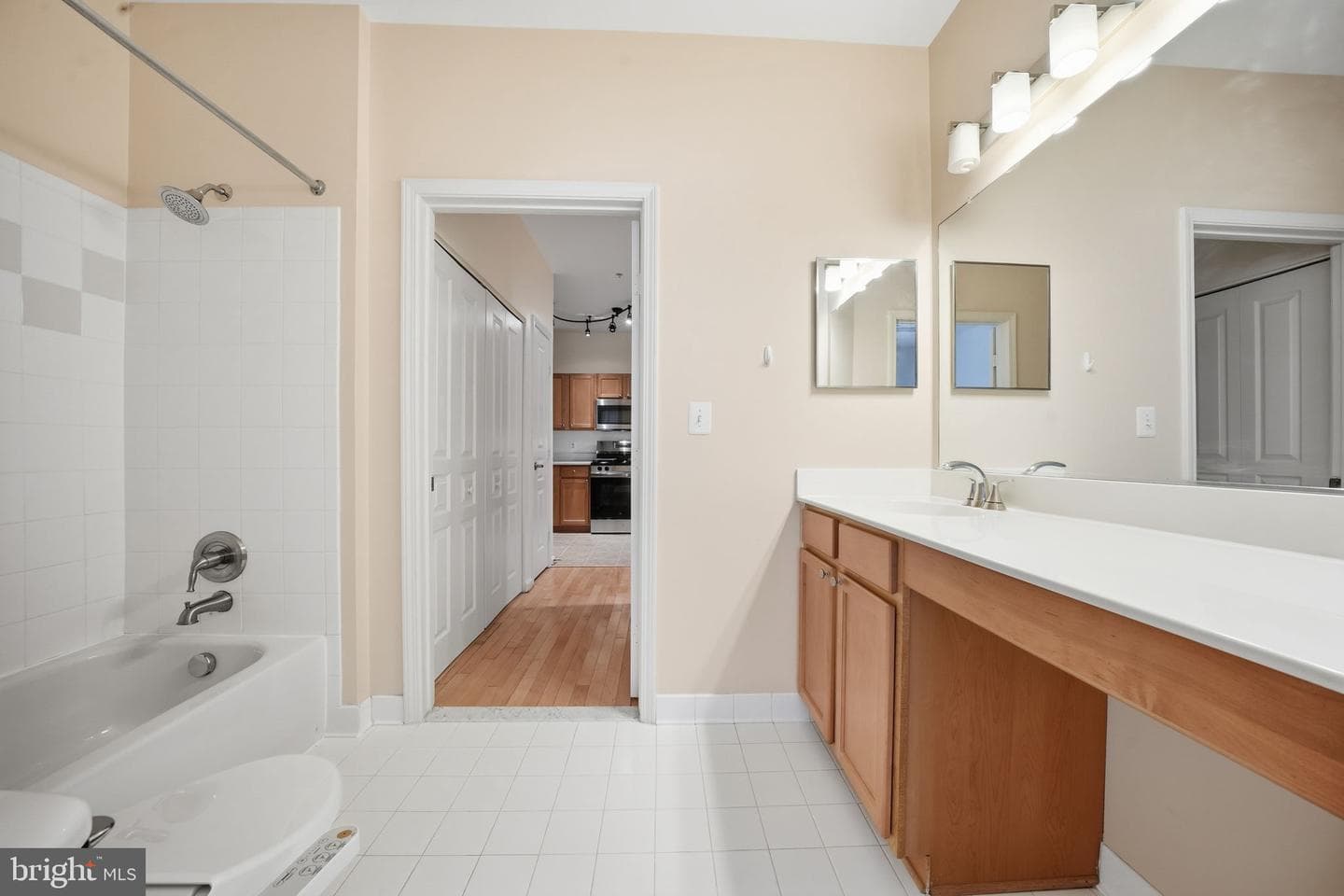 12000 Market Street #162 photo 15