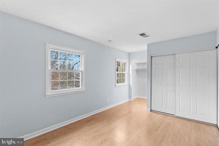 14895 Lambeth Square photo 14