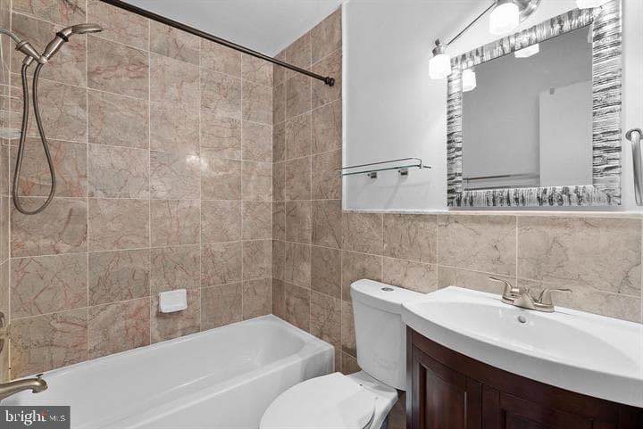 14895 Lambeth Square photo 20