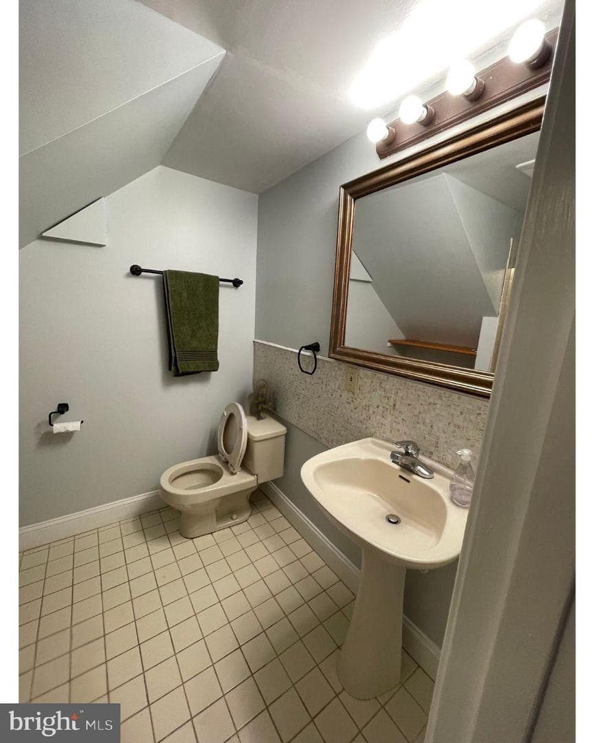 14895 Lambeth Square photo 22