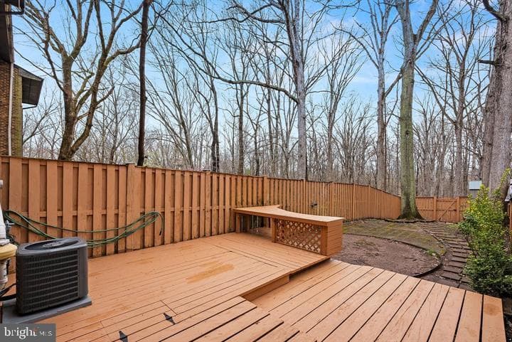 14895 Lambeth Square photo 25