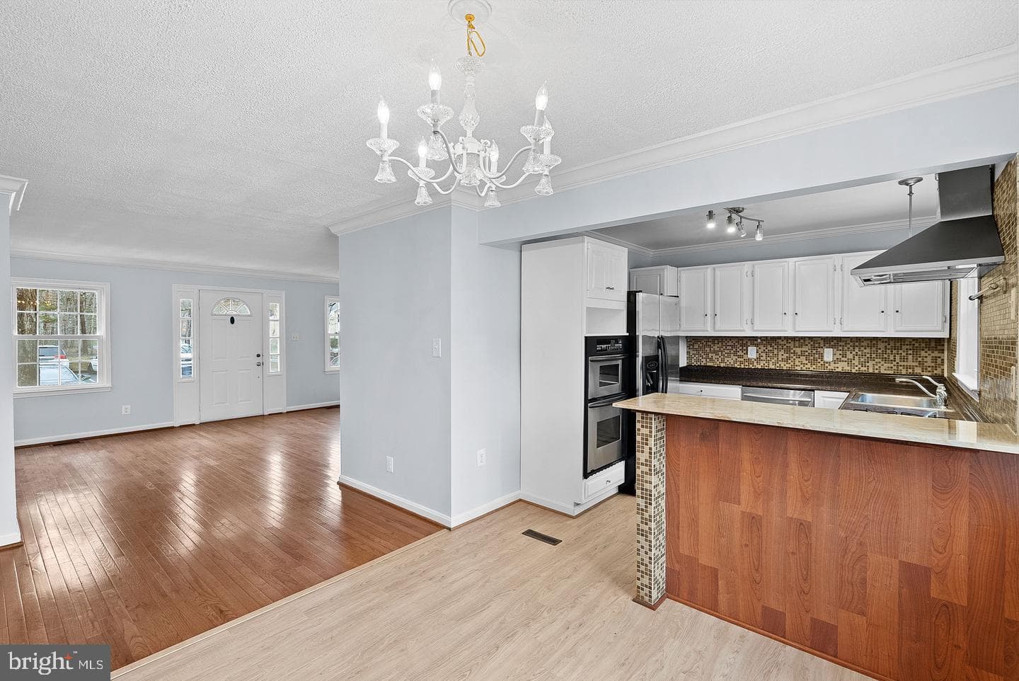14895 Lambeth Square photo 9