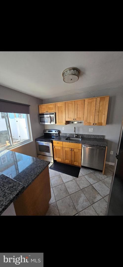 2223 Huntington Avenue photo 5