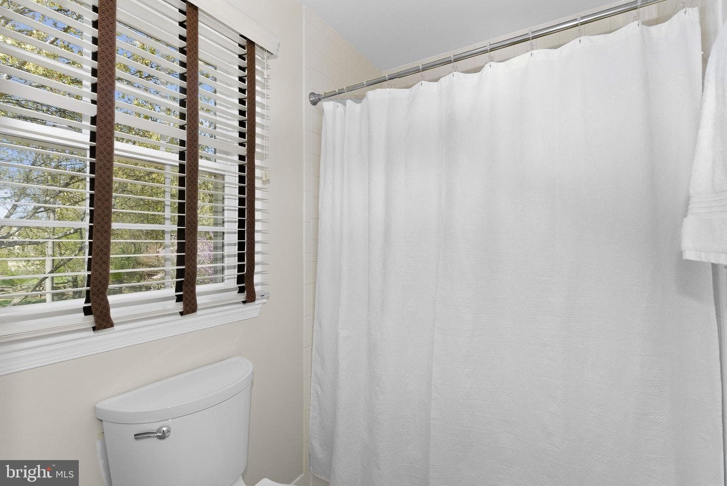 12525 Arnsley Court photo 32