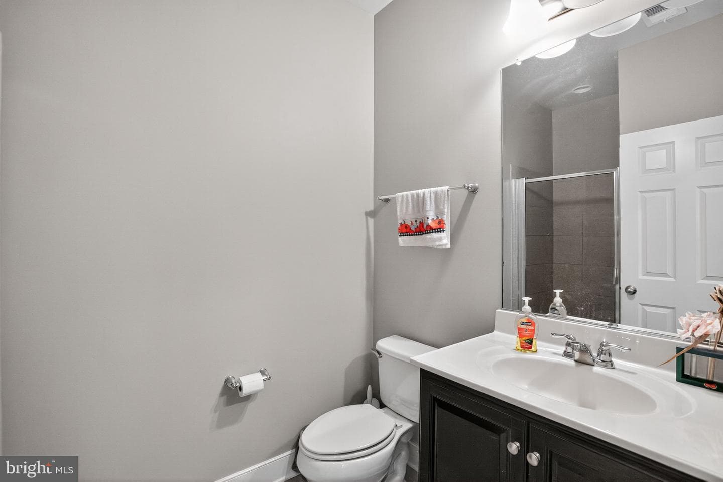 2044 Blunt Lane photo 5