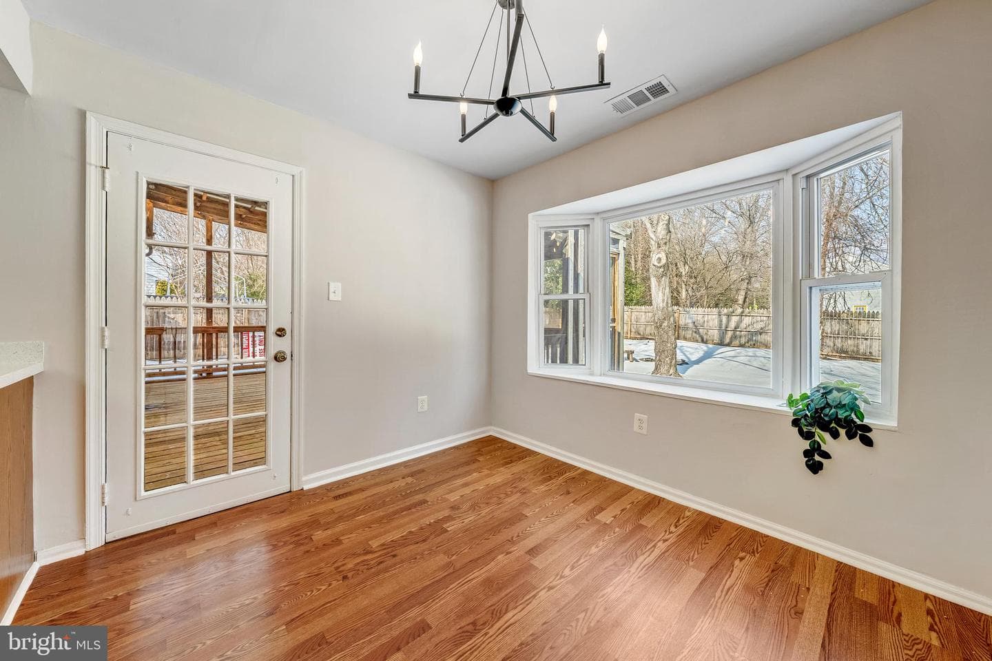610 Worchester Street photo 13