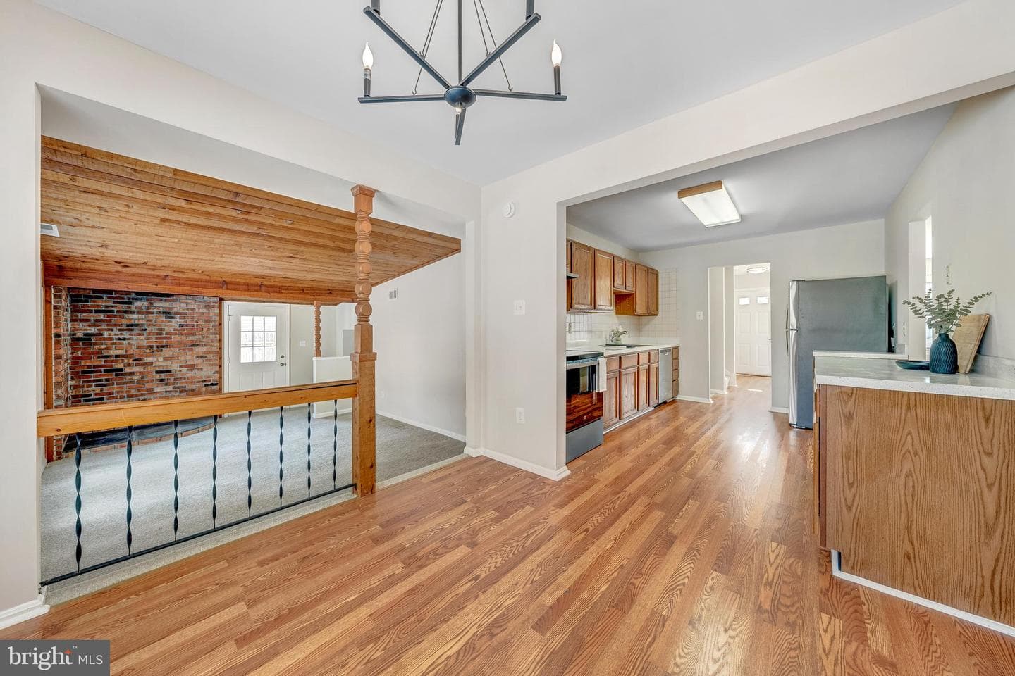 610 Worchester Street photo 14