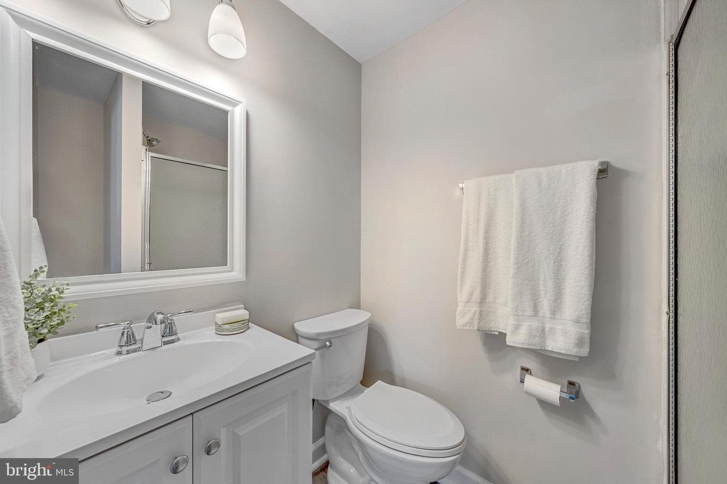610 Worchester Street photo 30