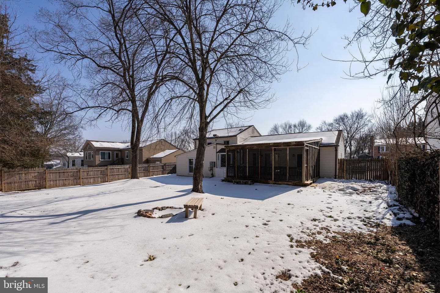 610 Worchester Street photo 34