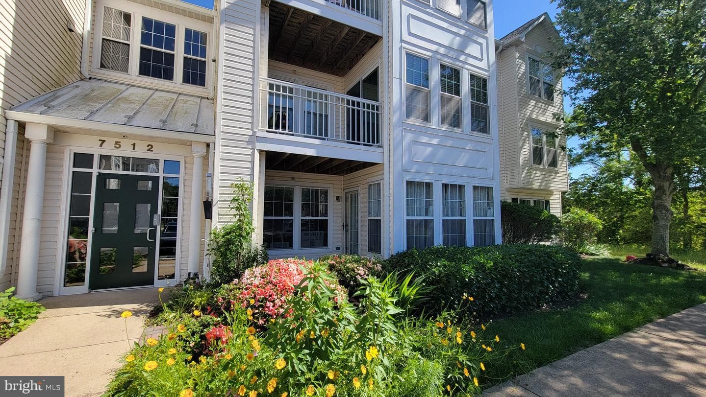 7512 Snowpea Court #d photo 32