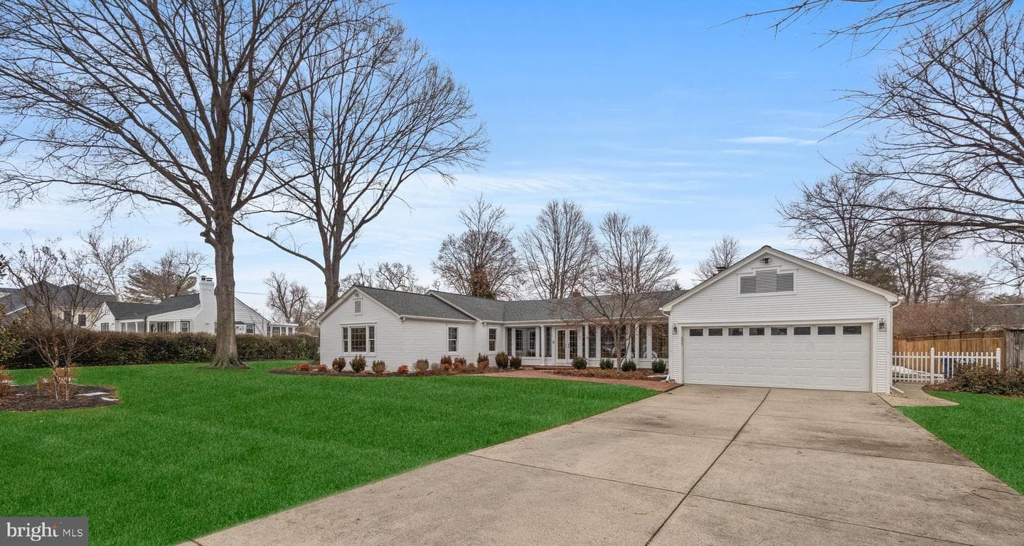 6336 Oak Ridge Drive photo 3