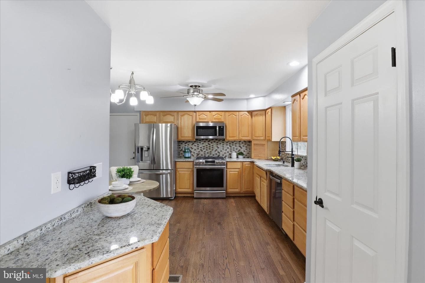 9712 Klimt Court photo 6