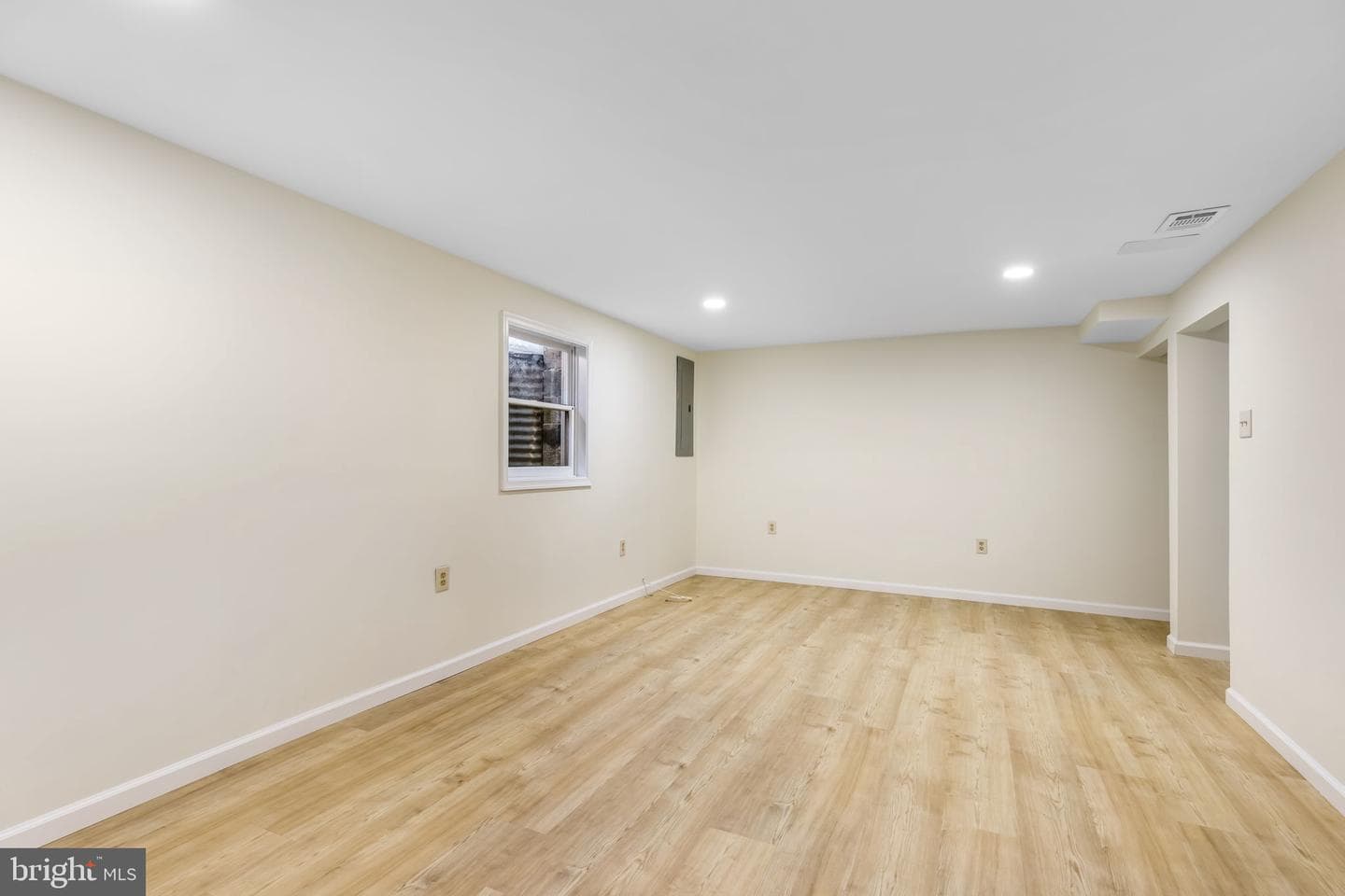 8371 Luce Court photo 16