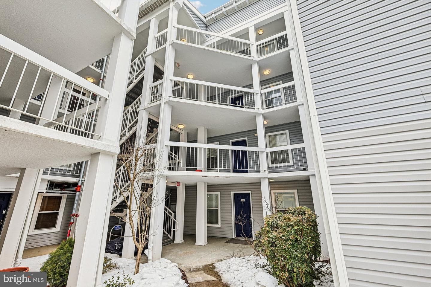 3179 Summit Square Drive #2-B6 photo 24