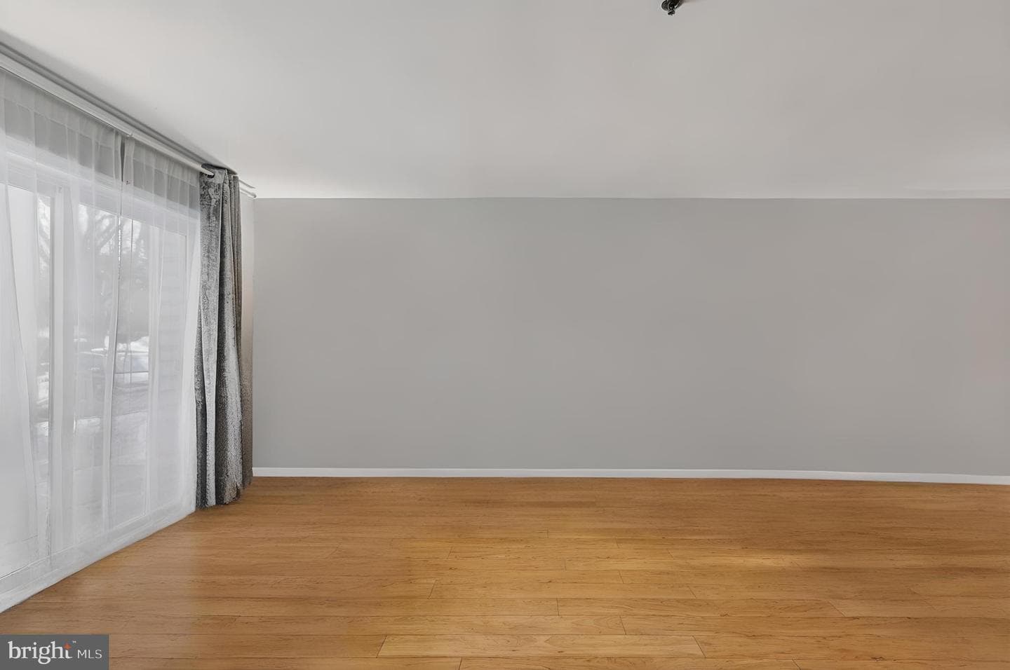 3179 Summit Square Drive #2-B6 photo 9
