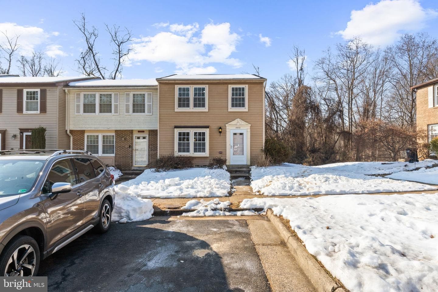 5570 Caithness Court photo 2