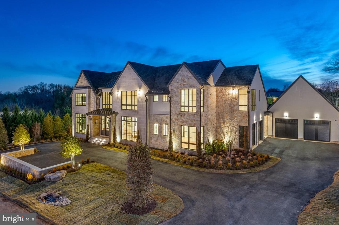 1306 Ballantrae Court photo 69
