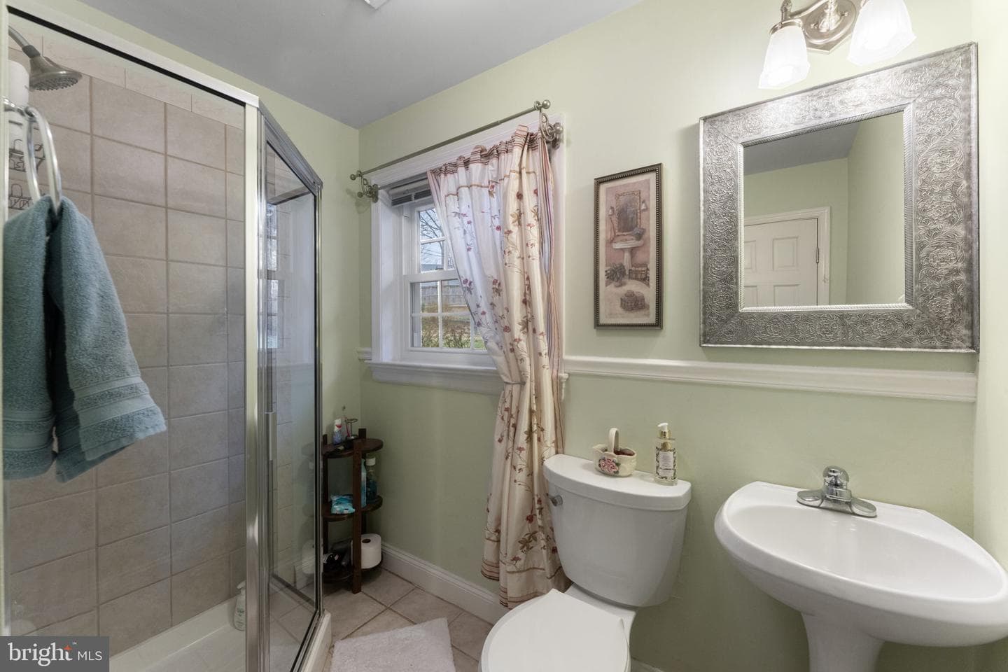 9303 Swinburne Court photo 35