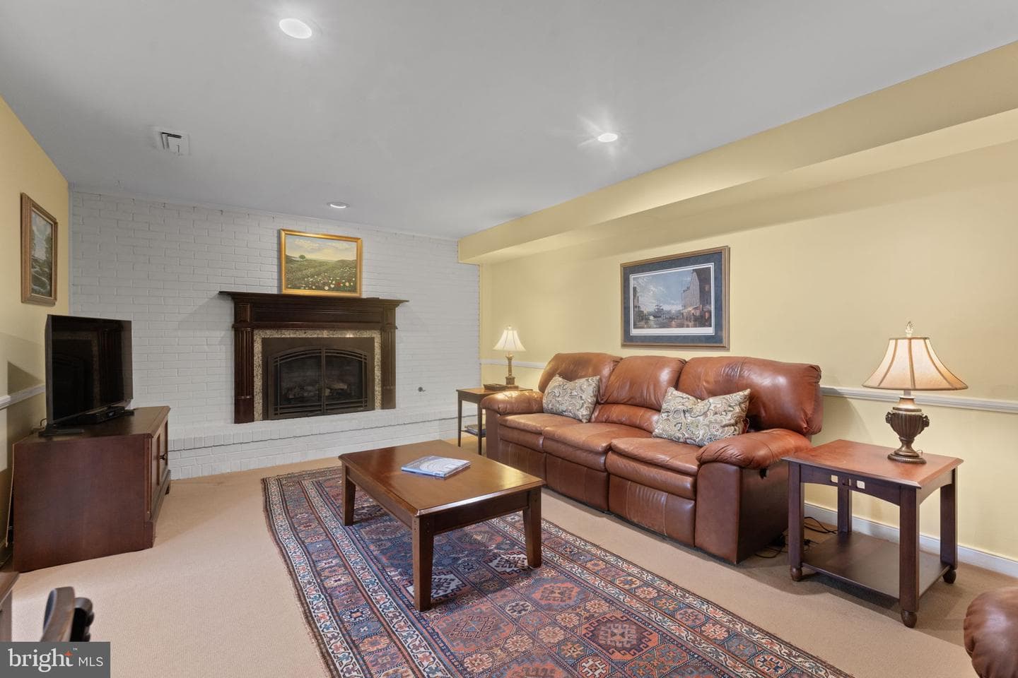 9303 Swinburne Court photo 37