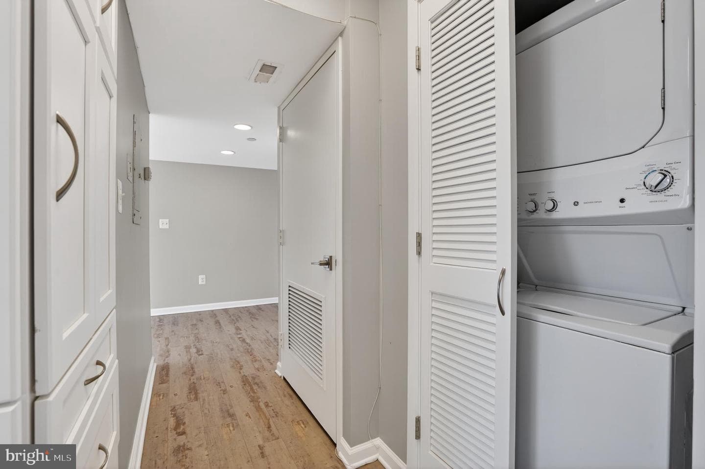 1808 Old Meadow Road #1009 photo 15