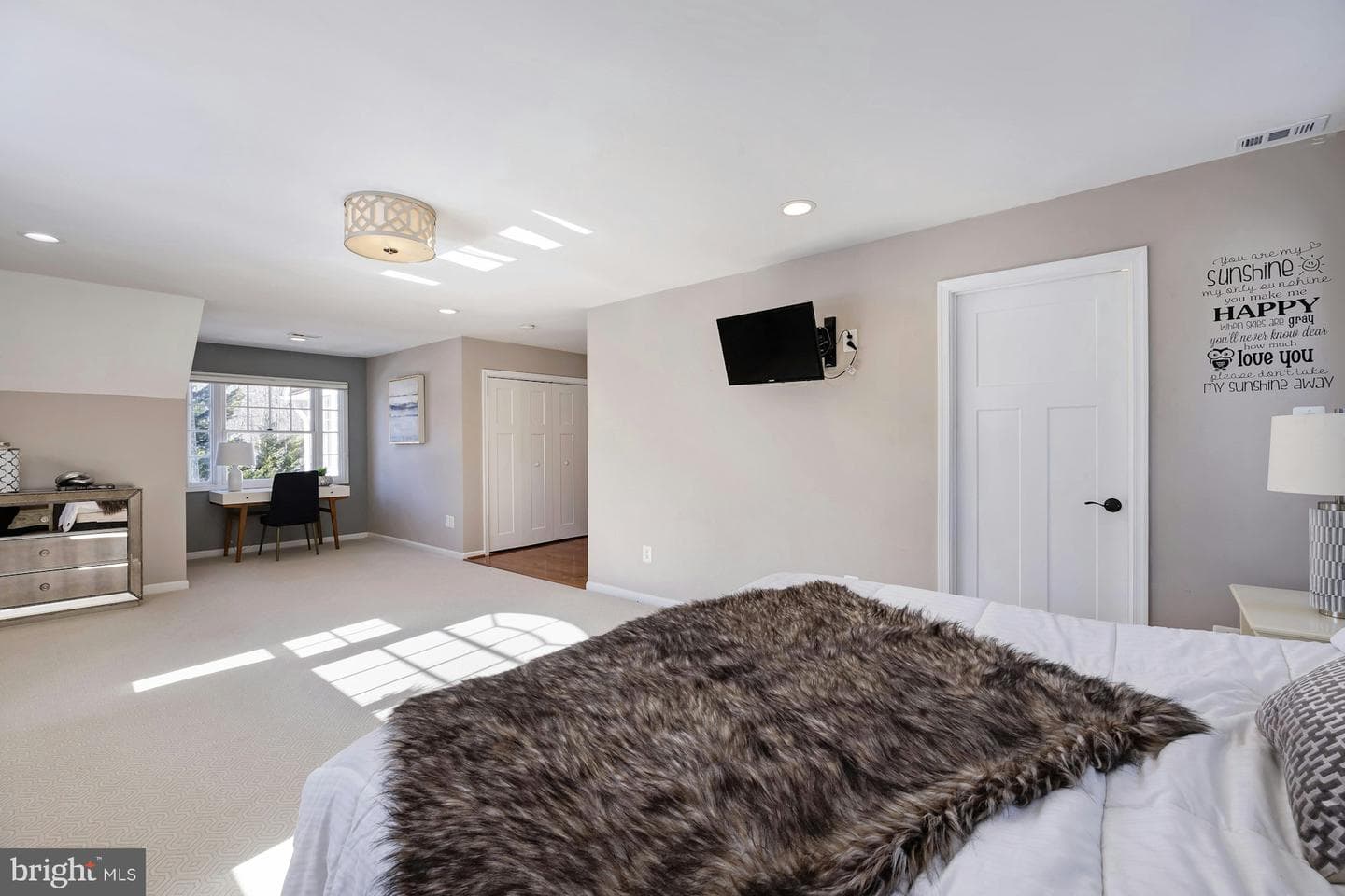 8612 Mchenry Street photo 38
