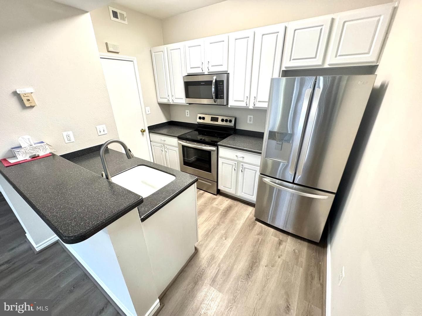 12154 Penderview Terrace #1204 photo 9