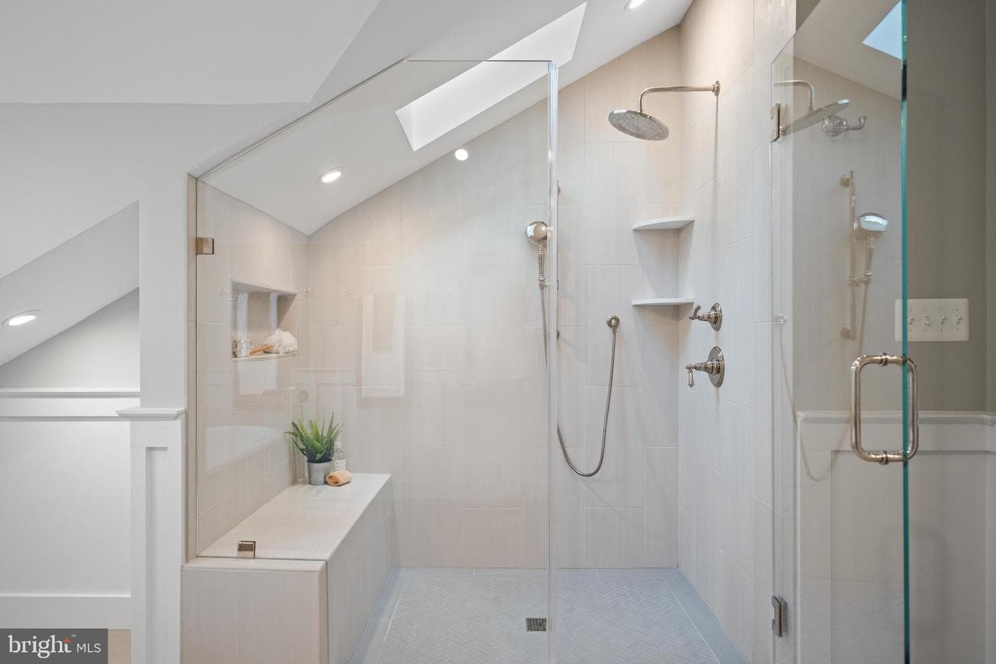 6710 Wemberly Way photo 31